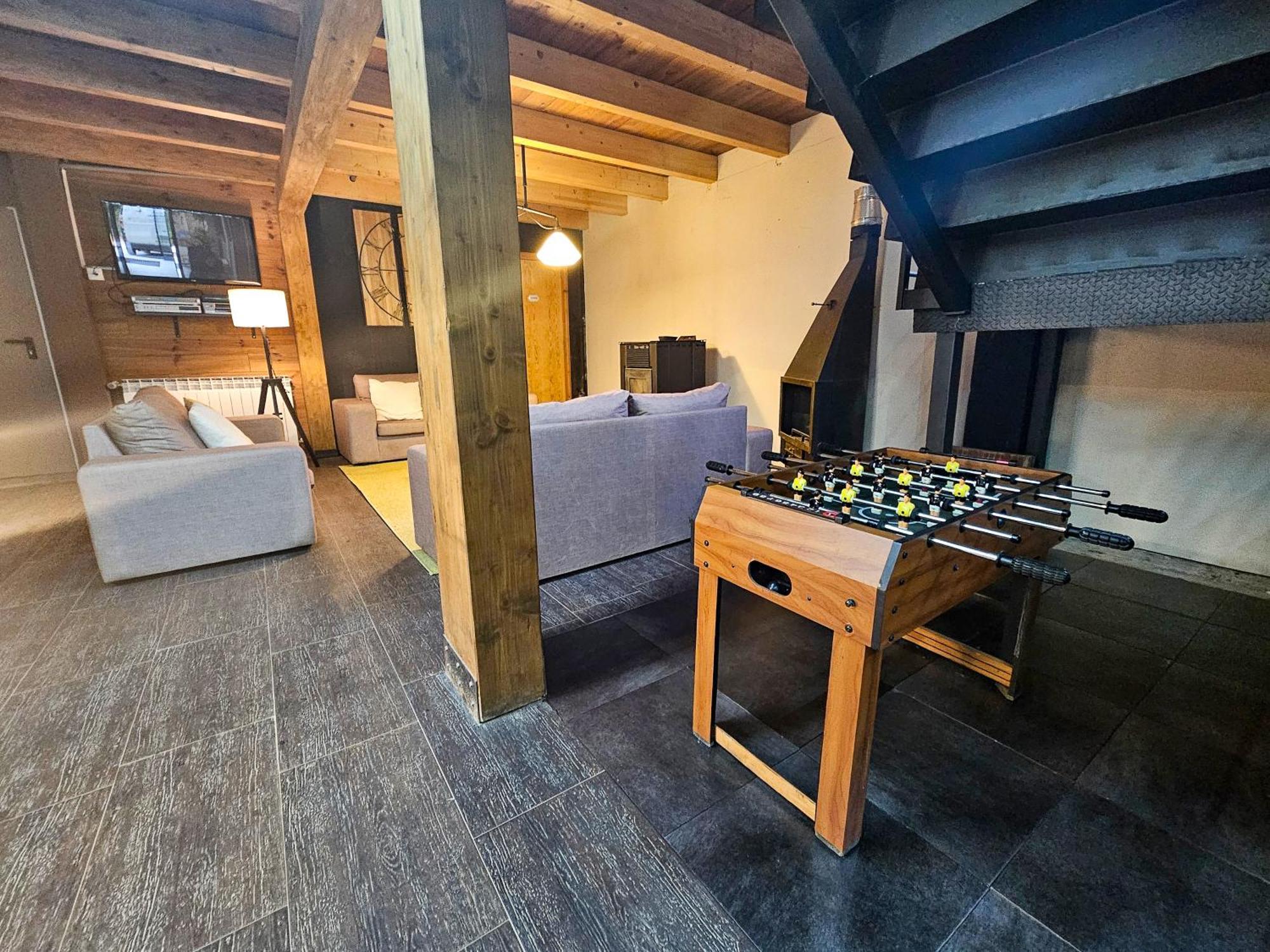 Hostel Backpacker Solopuent Кастьєльйо-де-Хака Екстер'єр фото